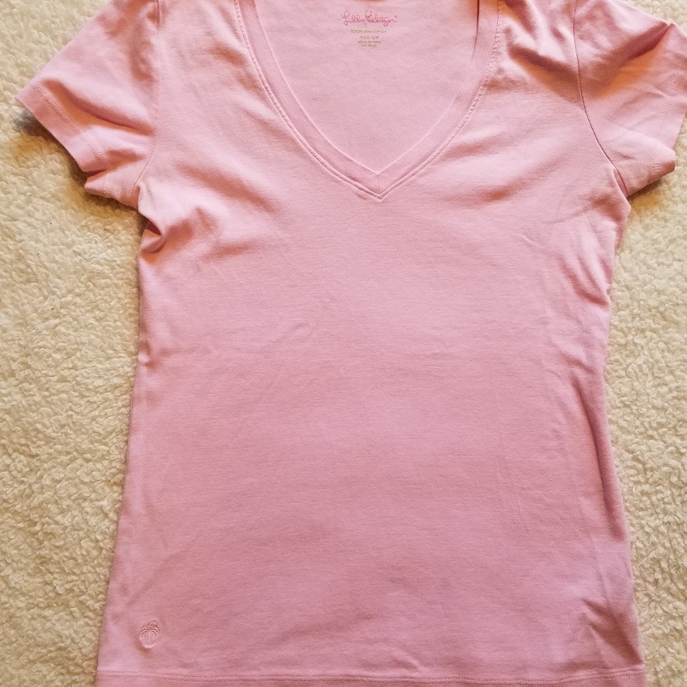 Lilly Pulitzer pink tee